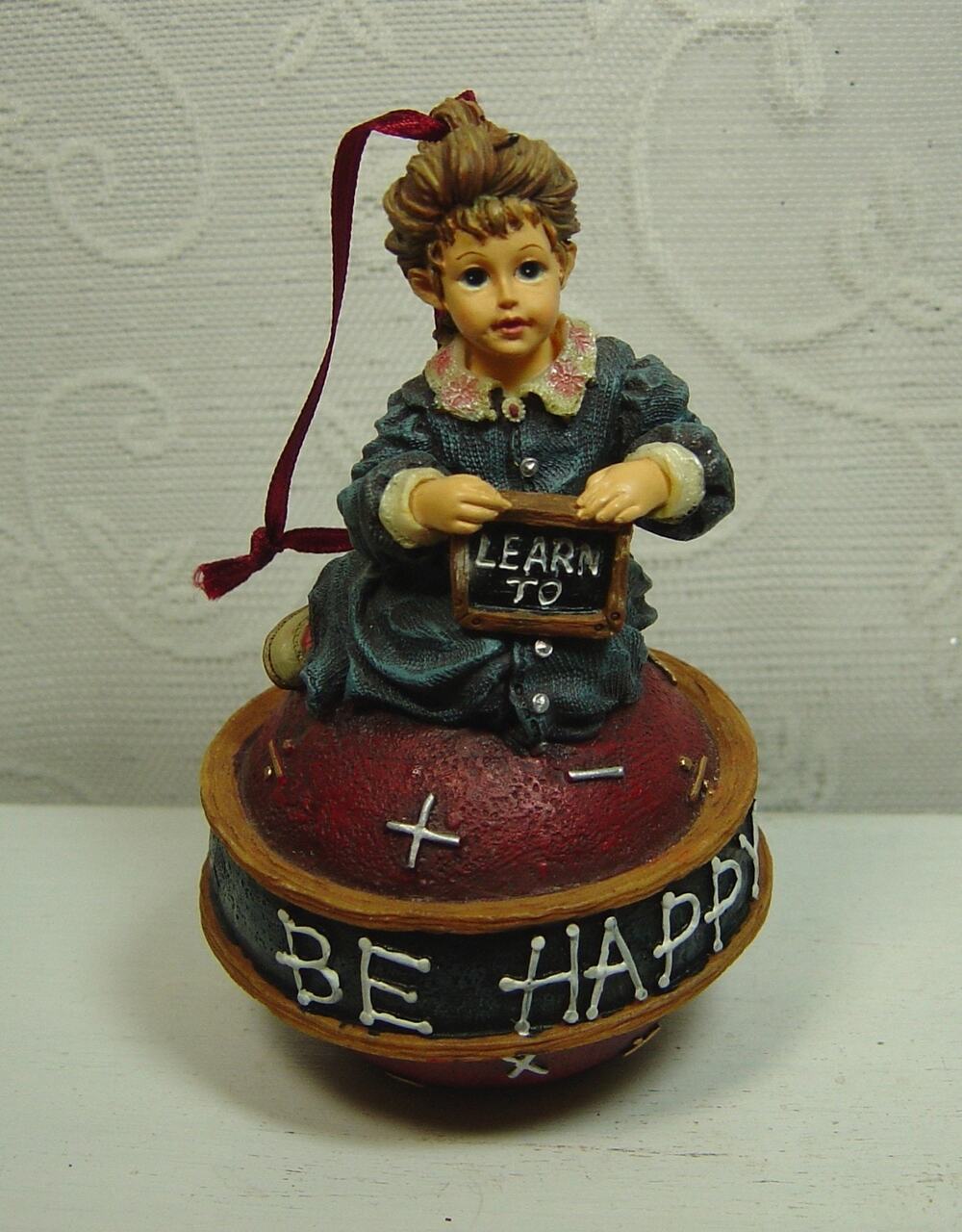VINTAGE BOYD'S BEARS ORNAMENT-LEARN TO BE HAPPY--1999--NO BOX